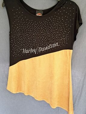 Harley-Davidson Black Top with Iridescent Crystals